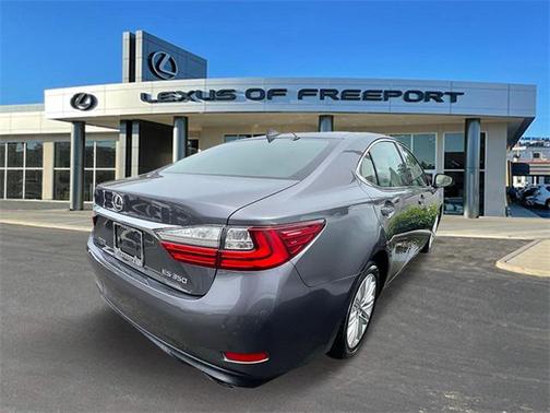 2017 Lexus ES 350 Base