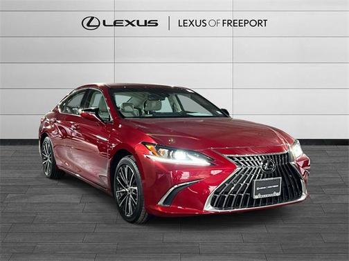 2025 Lexus ES 300h Base