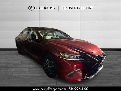 2025 Lexus ES 300h Base