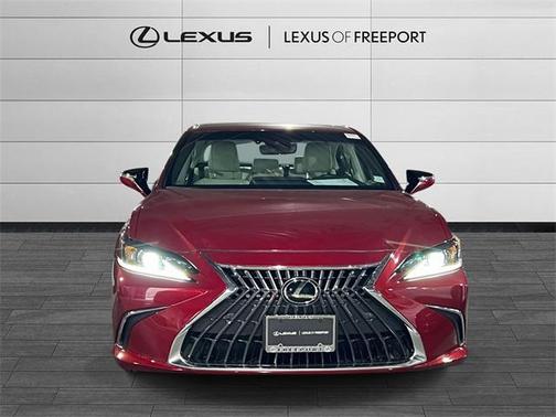 2025 Lexus ES 300h Base