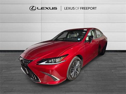 2025 Lexus ES 300h Base