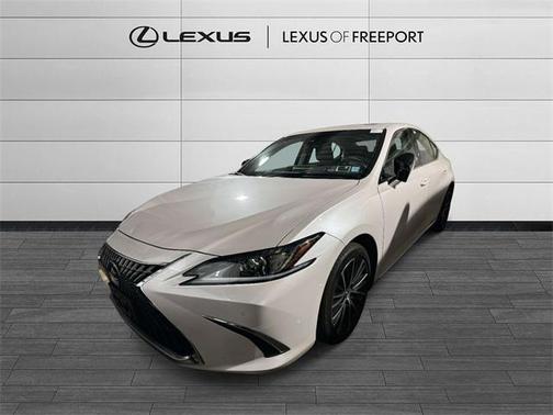2024 Lexus ES 250 Base
