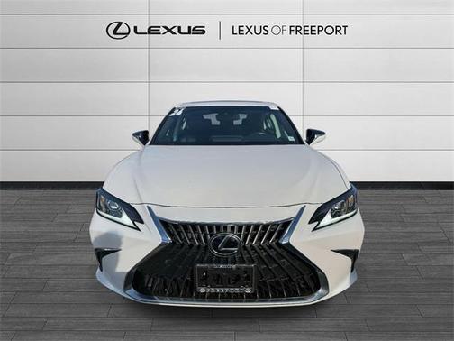2024 Lexus ES 250 Base