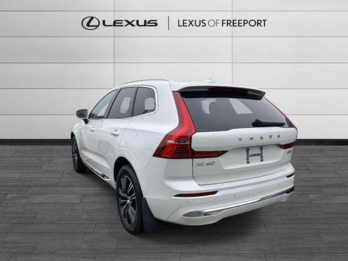 2022 Volvo XC60 B5 Inscription