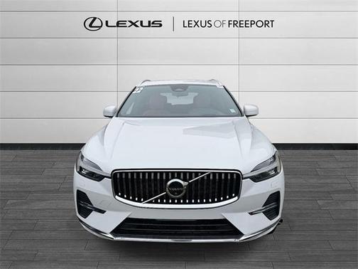 2022 Volvo XC60 B5 Inscription