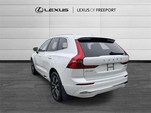 2022 Volvo XC60 B5 Inscription