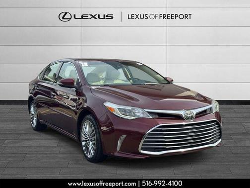 Red 2018 Toyota Avalon XLE