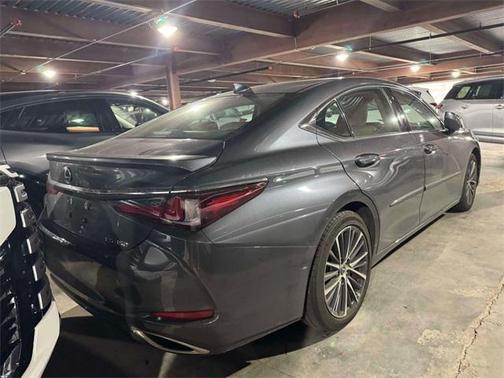 2023 Lexus ES 350 Base