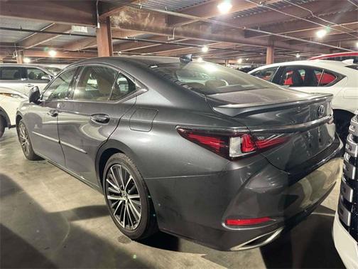 2023 Lexus ES 350 Base