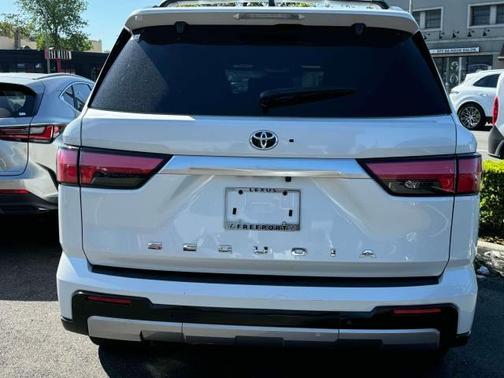 2024 Toyota Sequoia Capstone
