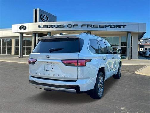2024 Toyota Sequoia Capstone