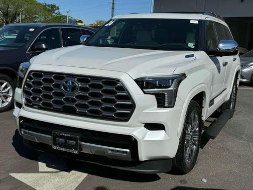 2024 Toyota Sequoia Capstone