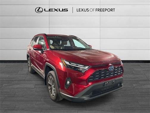 2023 Toyota RAV4 Hybrid XLE Premium