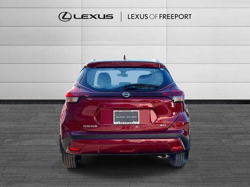 2024 Nissan Kicks SV