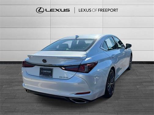 2023 Lexus ES 350 Base