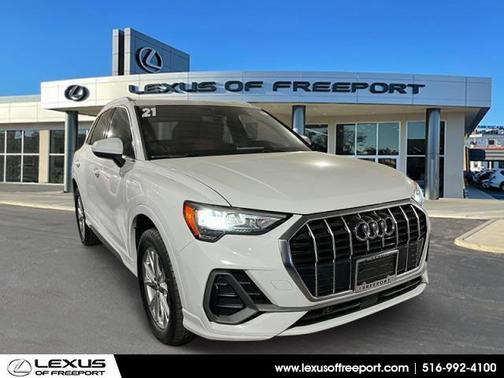2021 Audi Q3 45 S line Premium