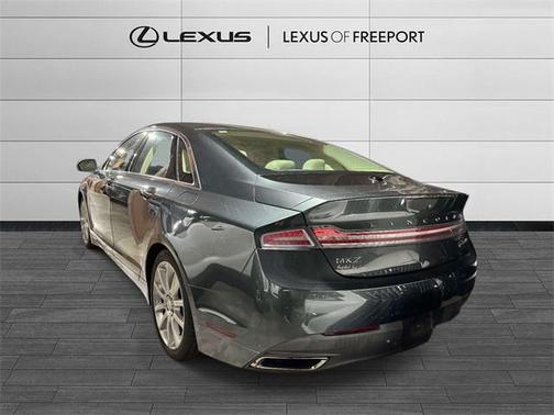 2015 Lincoln MKZ Base