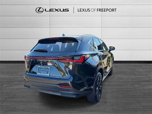 2025 Lexus NX 450h+ Luxury