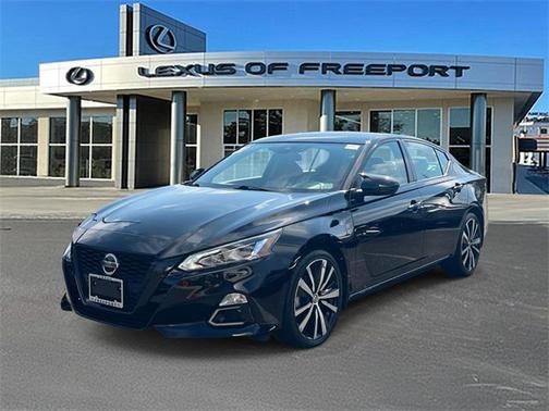 2020 Nissan Altima SR FWD