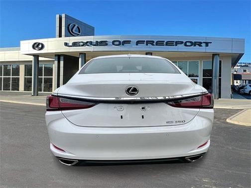2024 Lexus ES 350 Base
