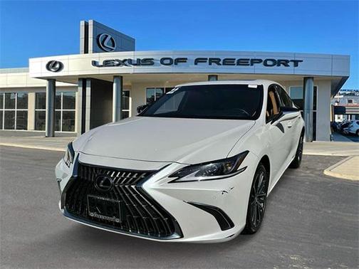 2022 Lexus ES 250 Base