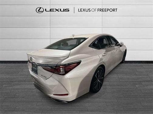 2023 Lexus ES 350 Base