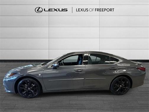 2023 Lexus ES 300h F SPORT Handling