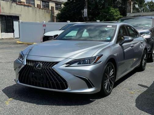2024 Lexus ES 350 Base