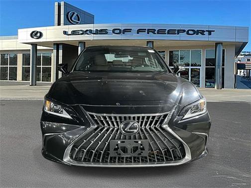 2022 Lexus ES 350 Base