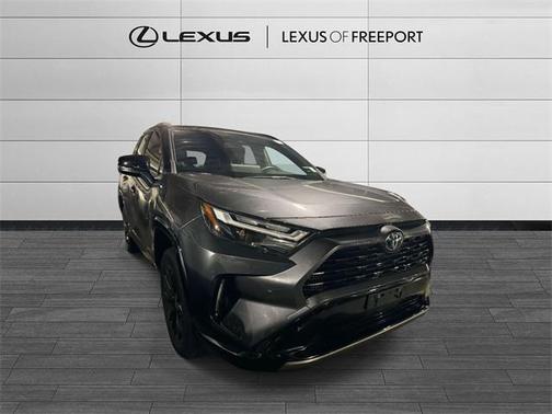 2023 Toyota RAV4 Hybrid SE