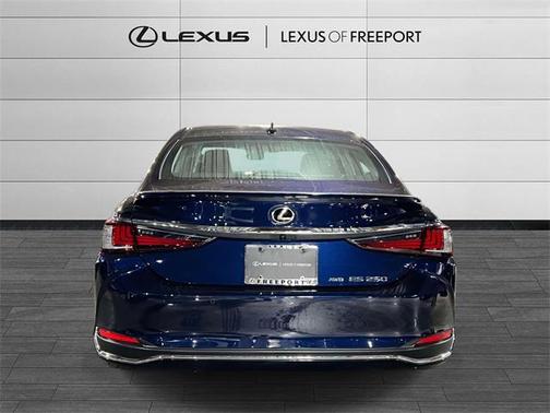 2021 Lexus ES 250 Base