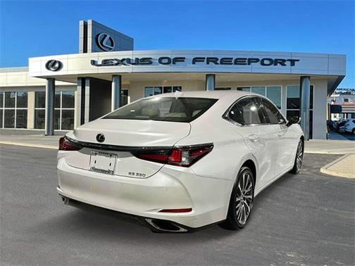 2019 Lexus ES 350 Base
