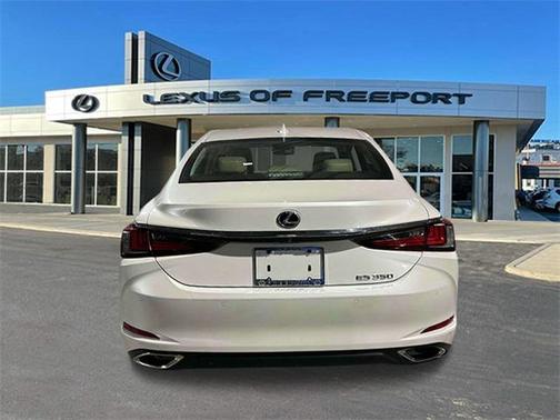 2019 Lexus ES 350 Base