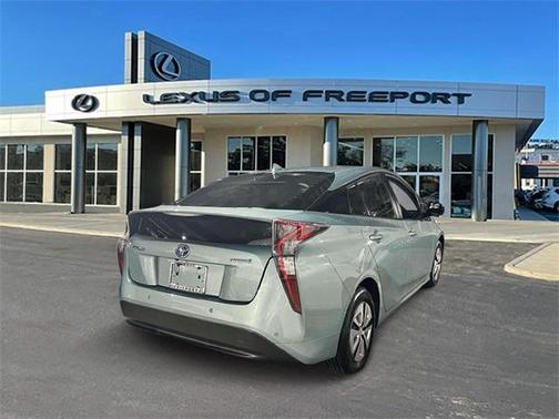 2018 Toyota Prius Two