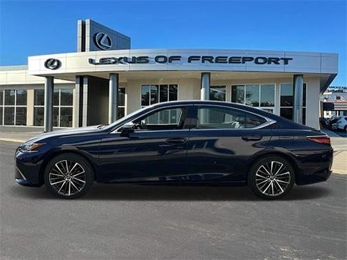 2022 Lexus ES 350 Base