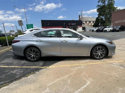 2024 Lexus ES 350 Base