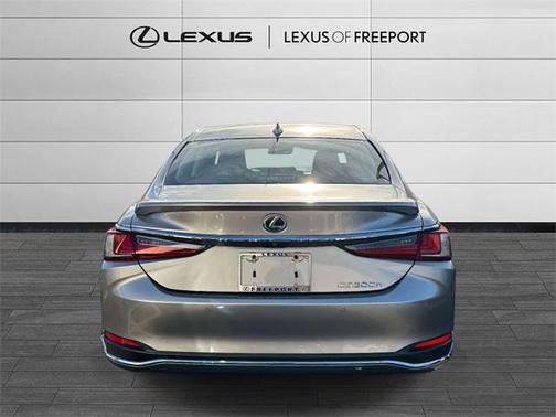 2019 Lexus ES 300h Base