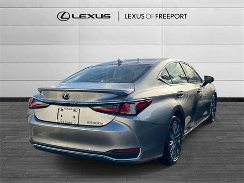 2019 Lexus ES 300h Base