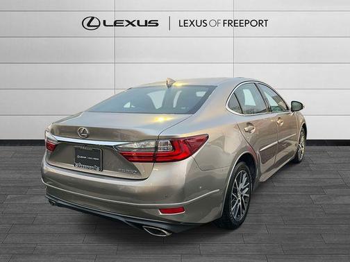 2017 Lexus ES 350 Base