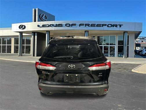 2022 Toyota Corolla Cross LE
