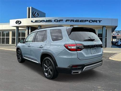 2023 Honda Pilot Elite