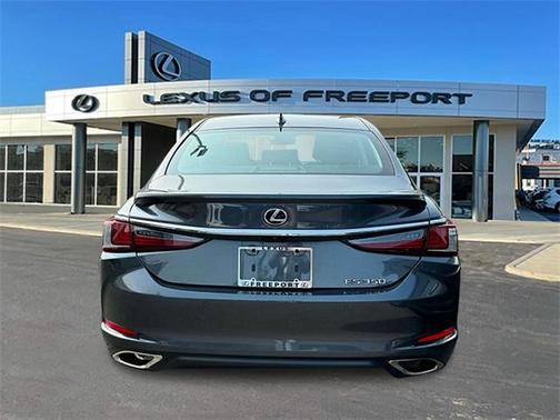 2022 Lexus ES 350 Base