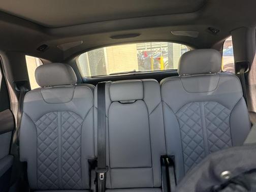 2023 Audi SQ7 4.0T Prestige