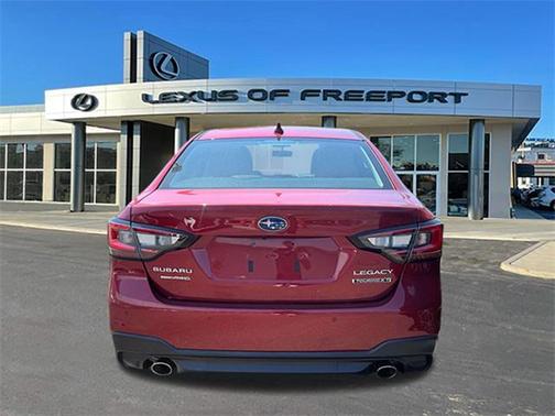 2022 Subaru Legacy Touring XT