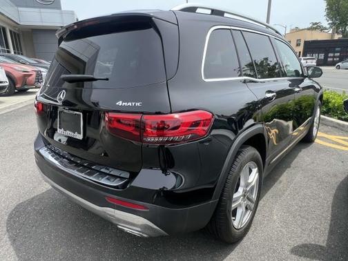 2022 Mercedes-Benz GLB 250 Base 4MATIC