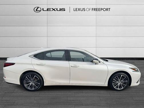 2023 Lexus ES 350 Base