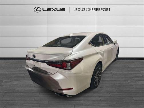 2023 Lexus ES 350 Base
