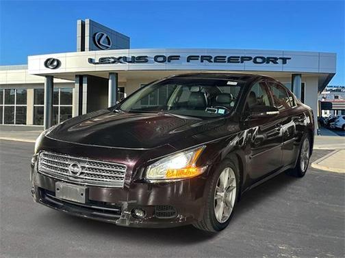2010 Nissan Maxima SV