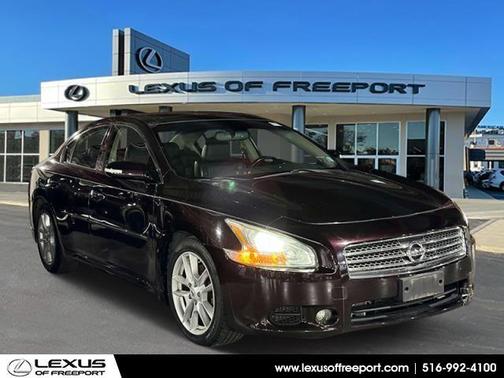 2010 Nissan Maxima SV