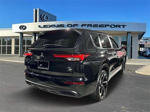 2022 Mitsubishi Outlander ES 2.5 2WD